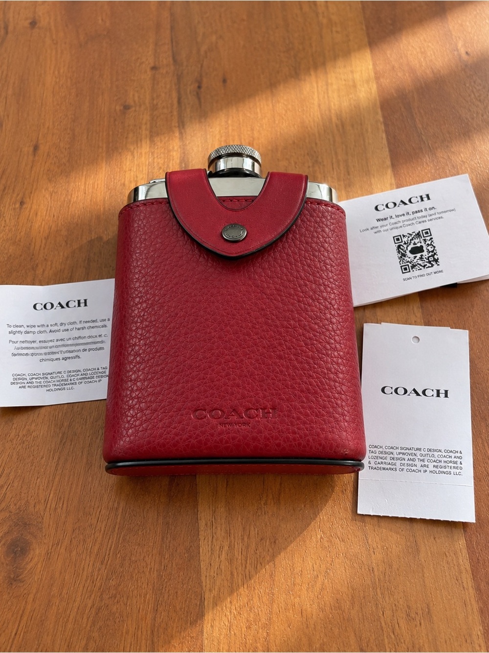 ❤️ RARE DISCONTINUED COACH Pebbled Leather Mini Flask Holder • Deep Red • NWT